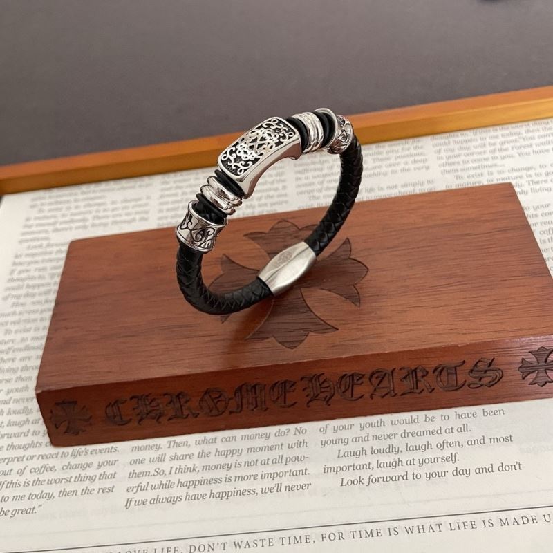 Ch*0me He**ts bracelets